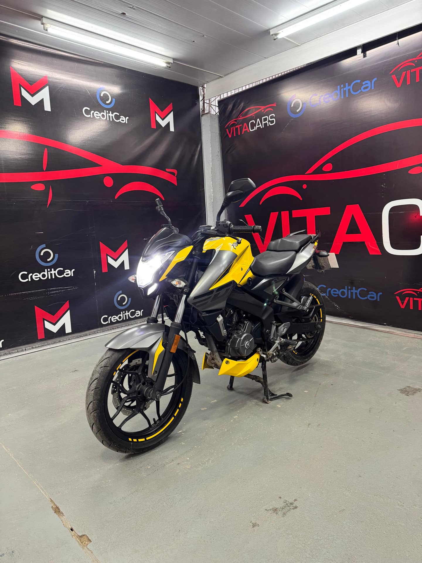 Bajaj Rouser 200 2017