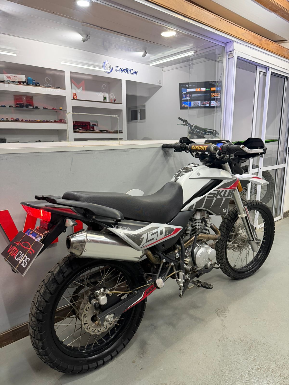 Motomel Skua Silver Edition — foto 4