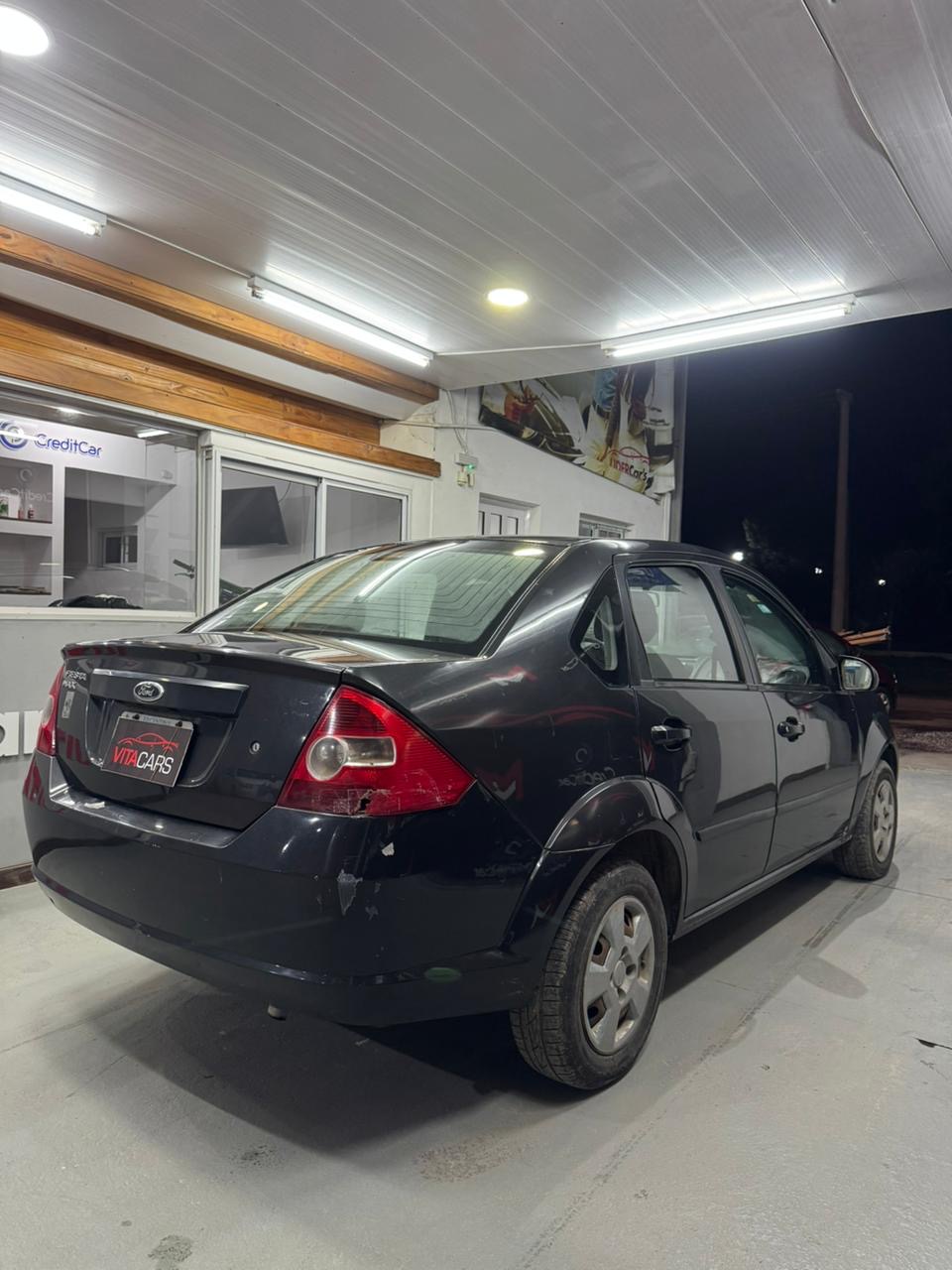Ford Fiesta Max — foto 4
