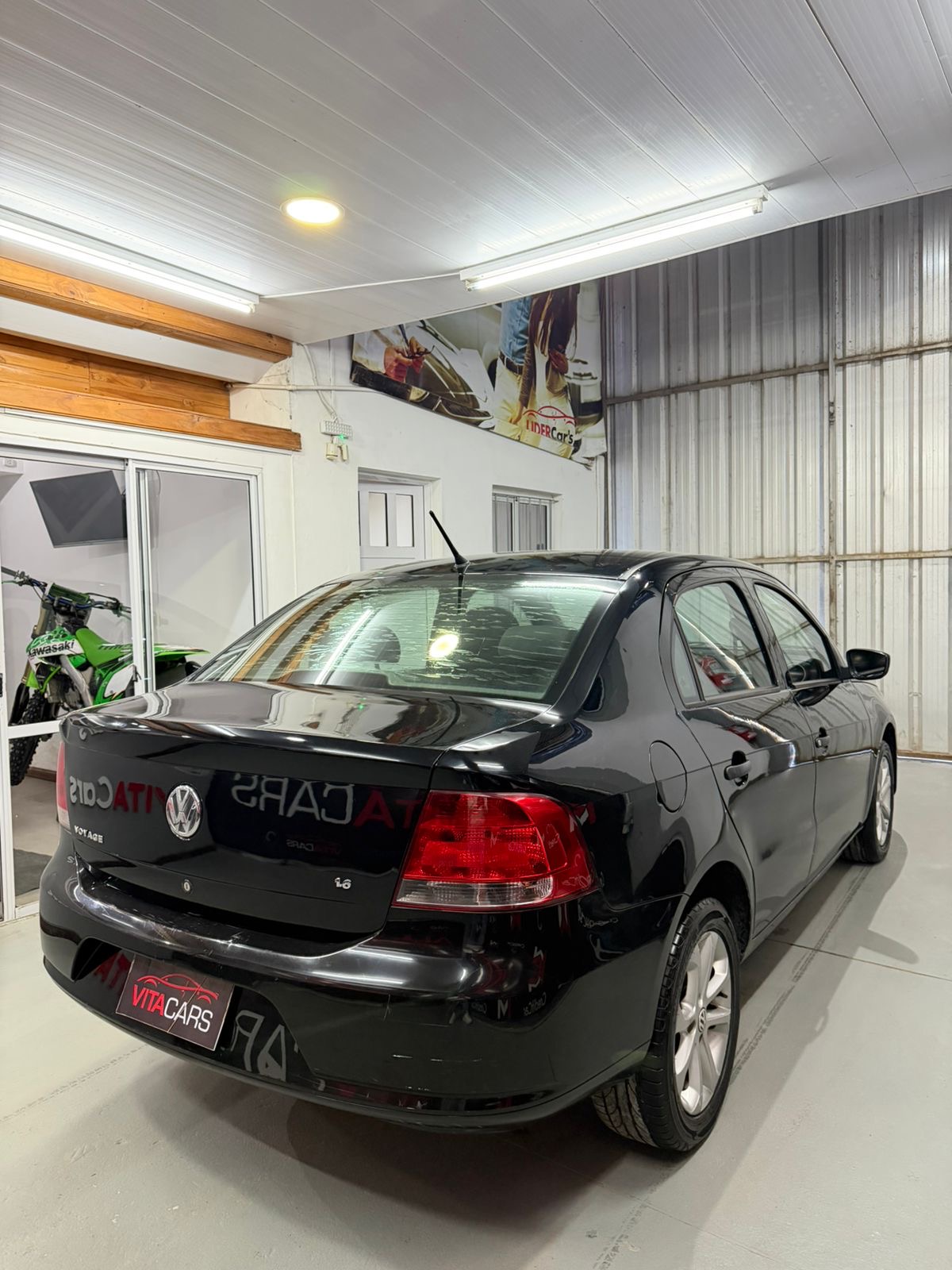 Volkswagen Voyage Highline — foto 4