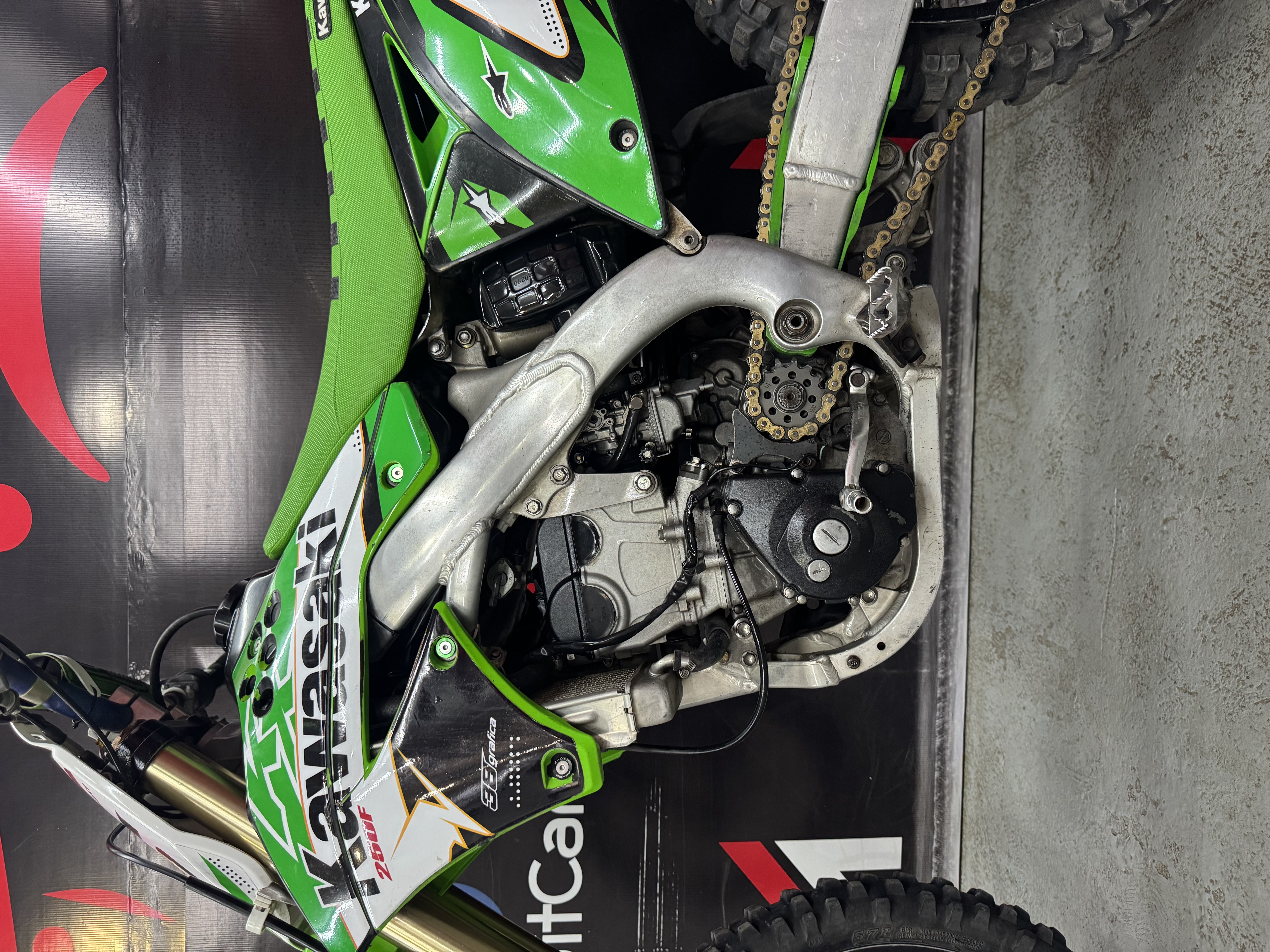 Kawasaki KX250F — foto 10