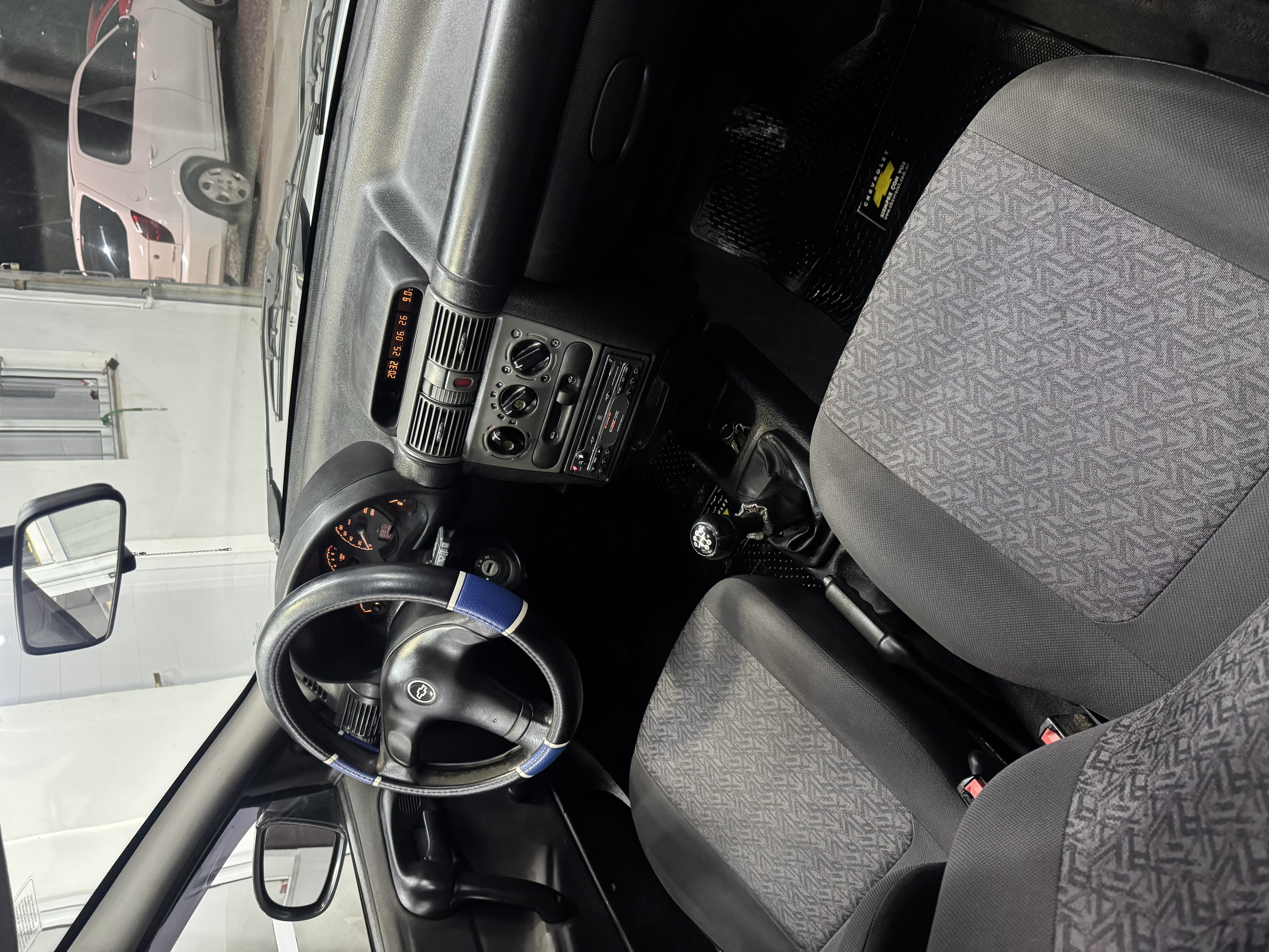 Chevrolet Corsa — foto 10