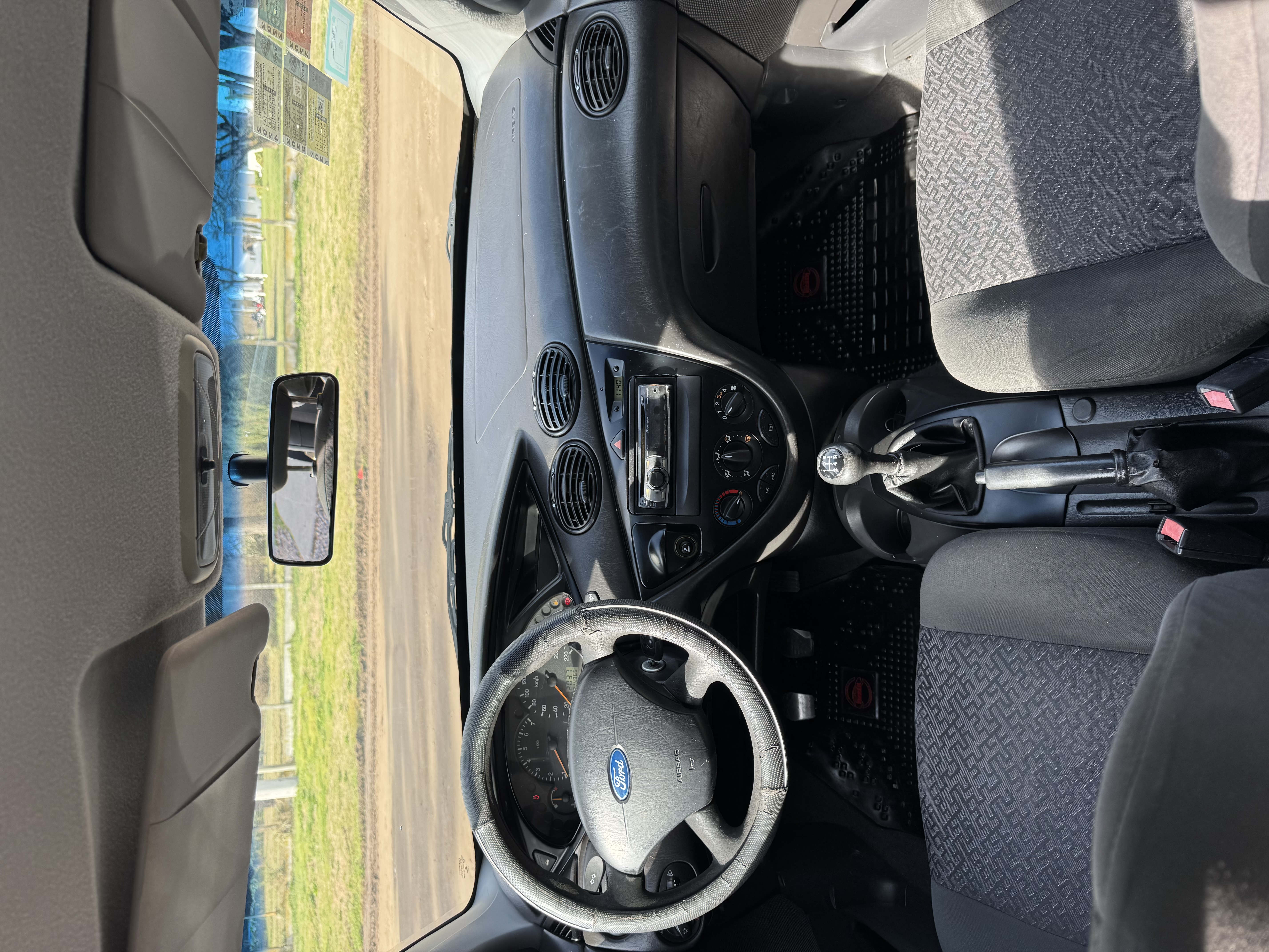 Ford Focus Ambiente — foto 8