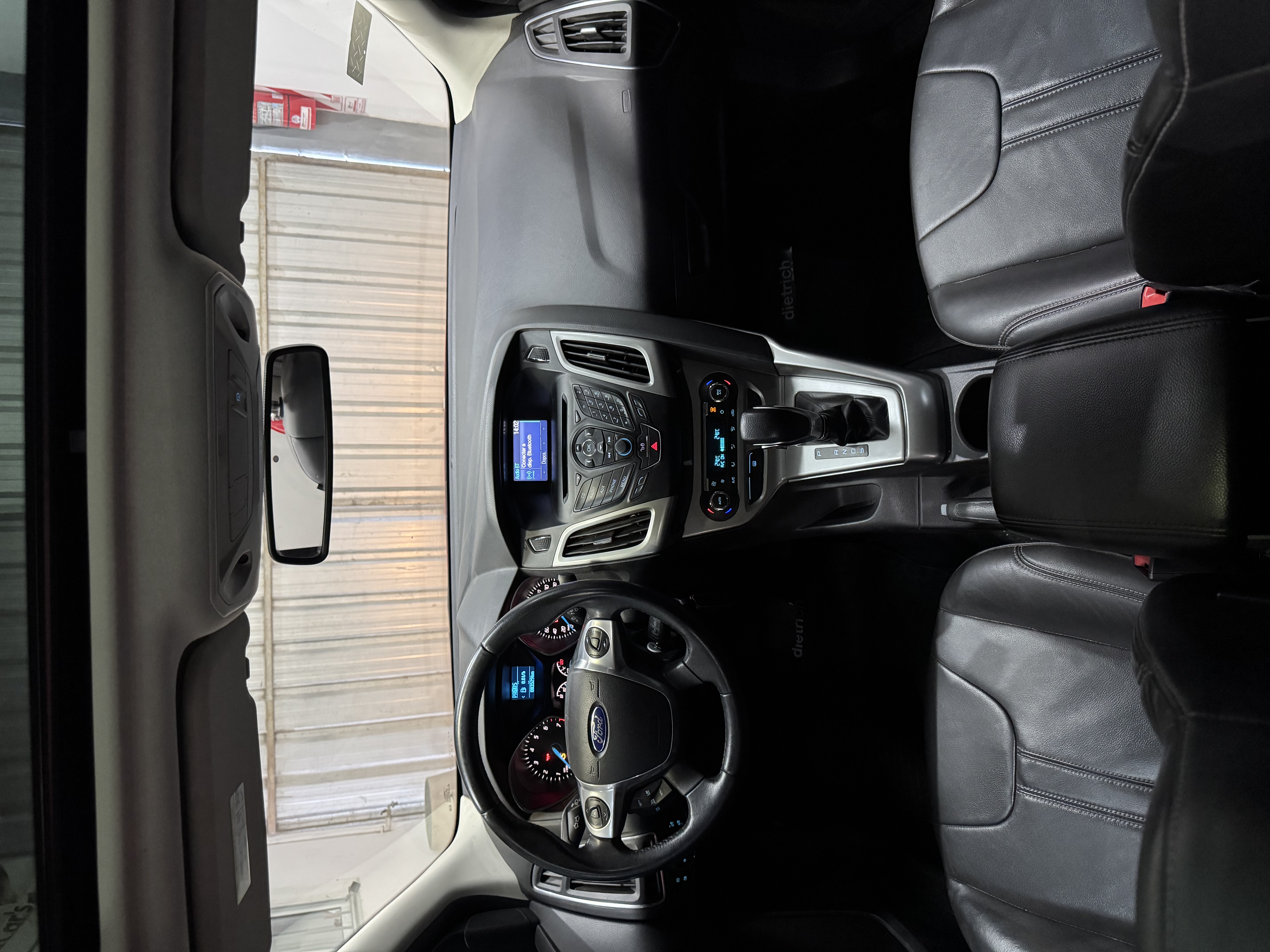 Ford Focus SE Plus AT — foto 10
