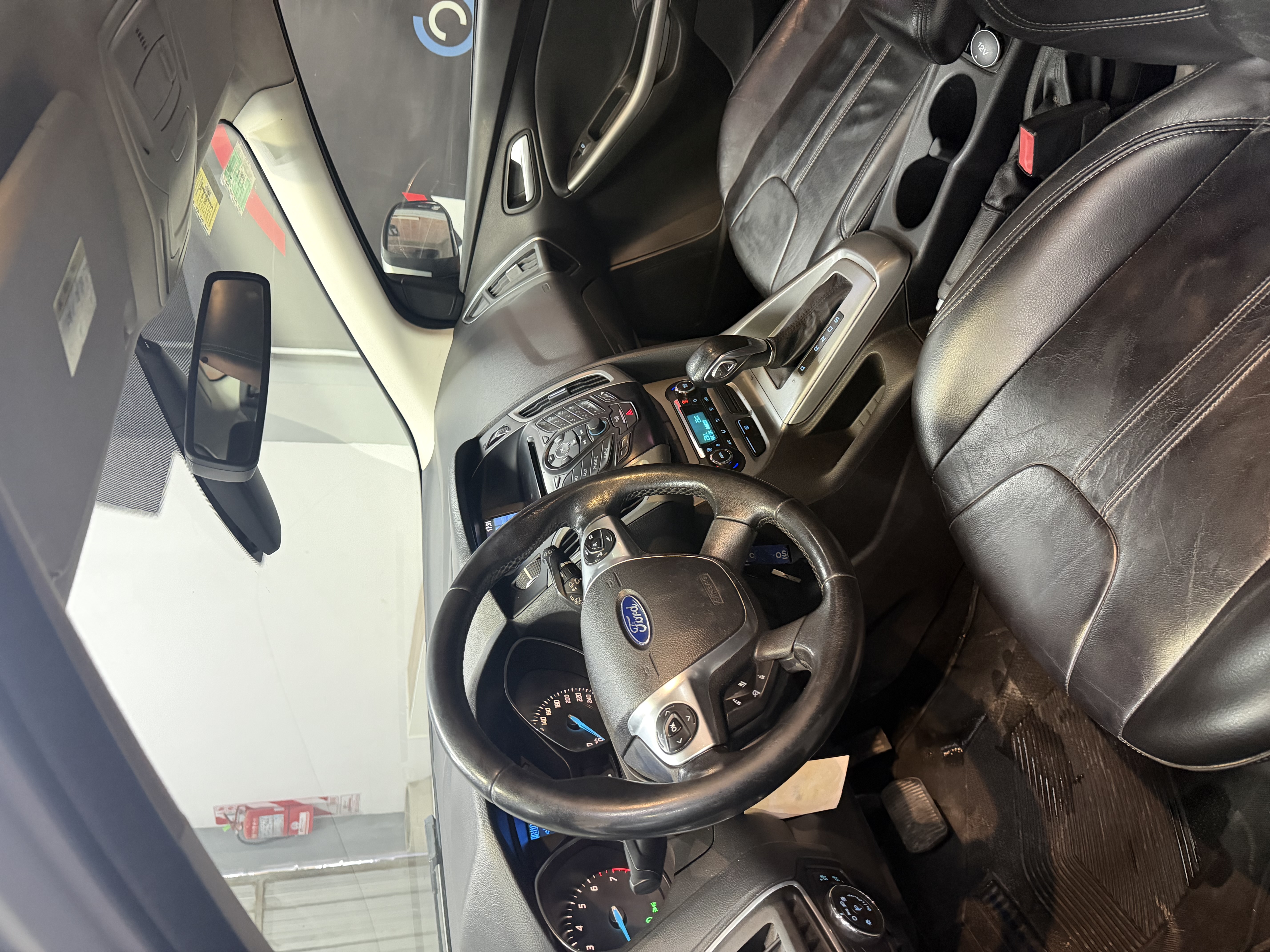 Ford Focus SE Plus AT — foto 8