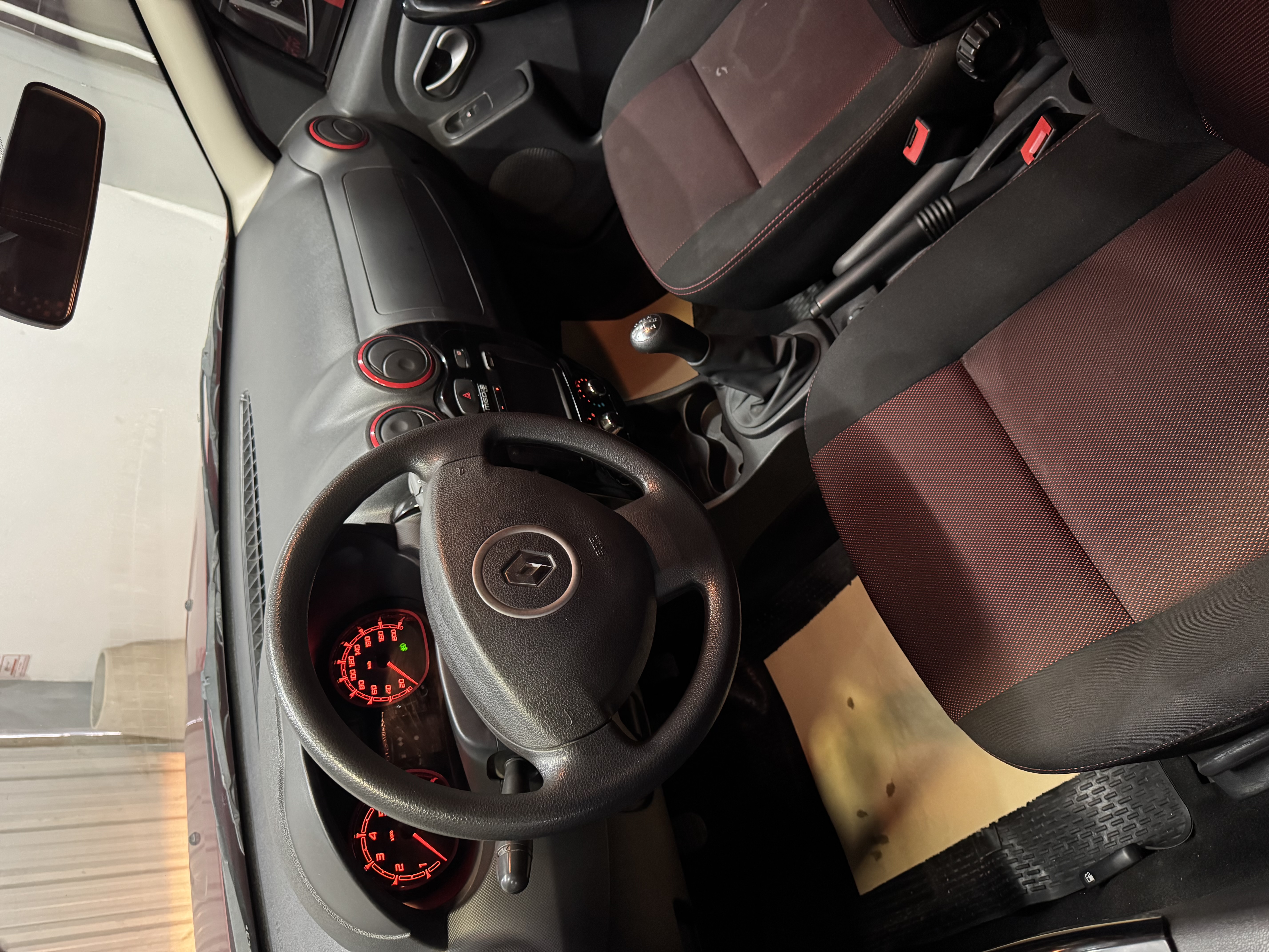 Renault Sandero Stepway — foto 8