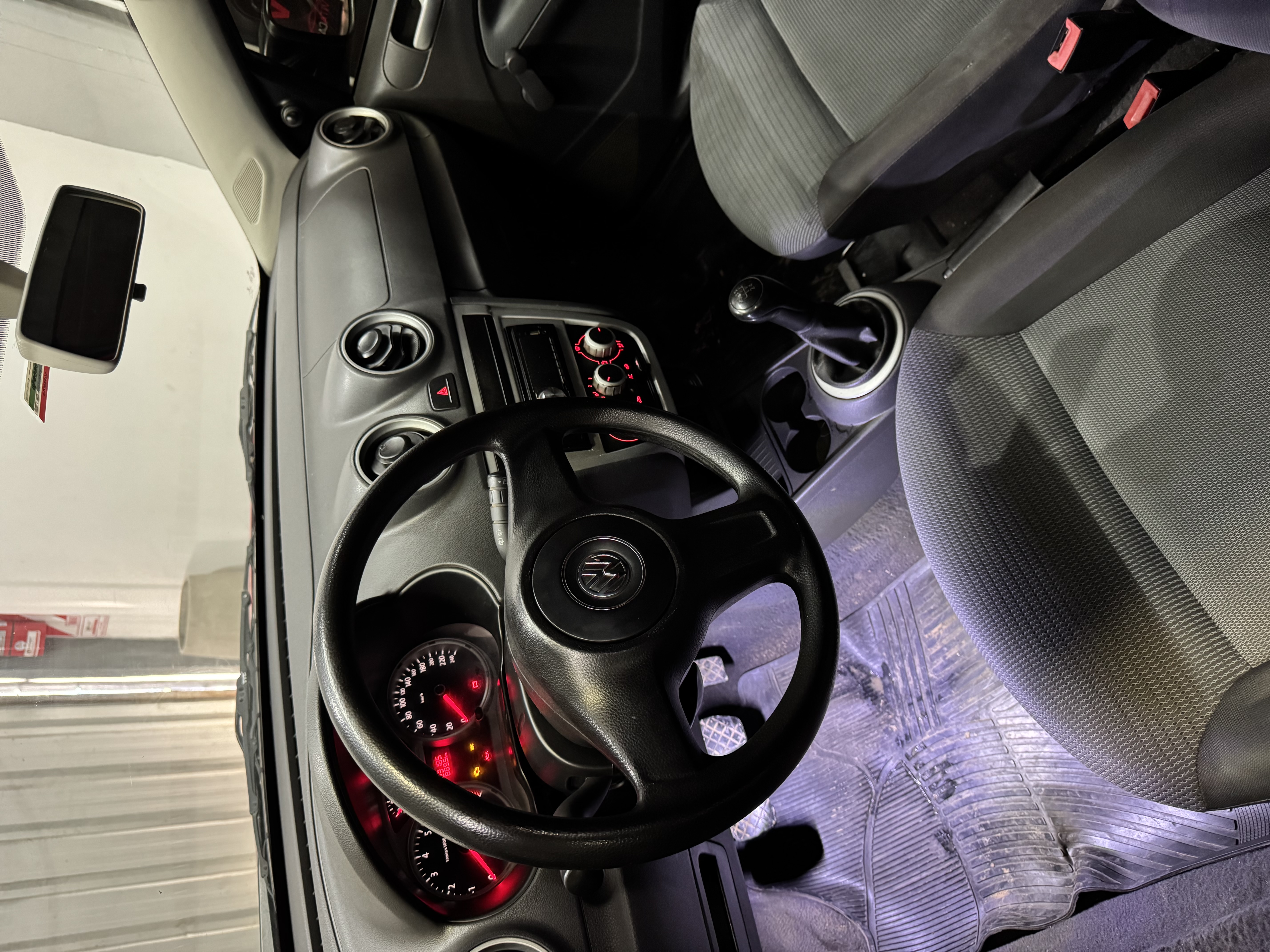 Volkswagen Gol Trend — foto 7