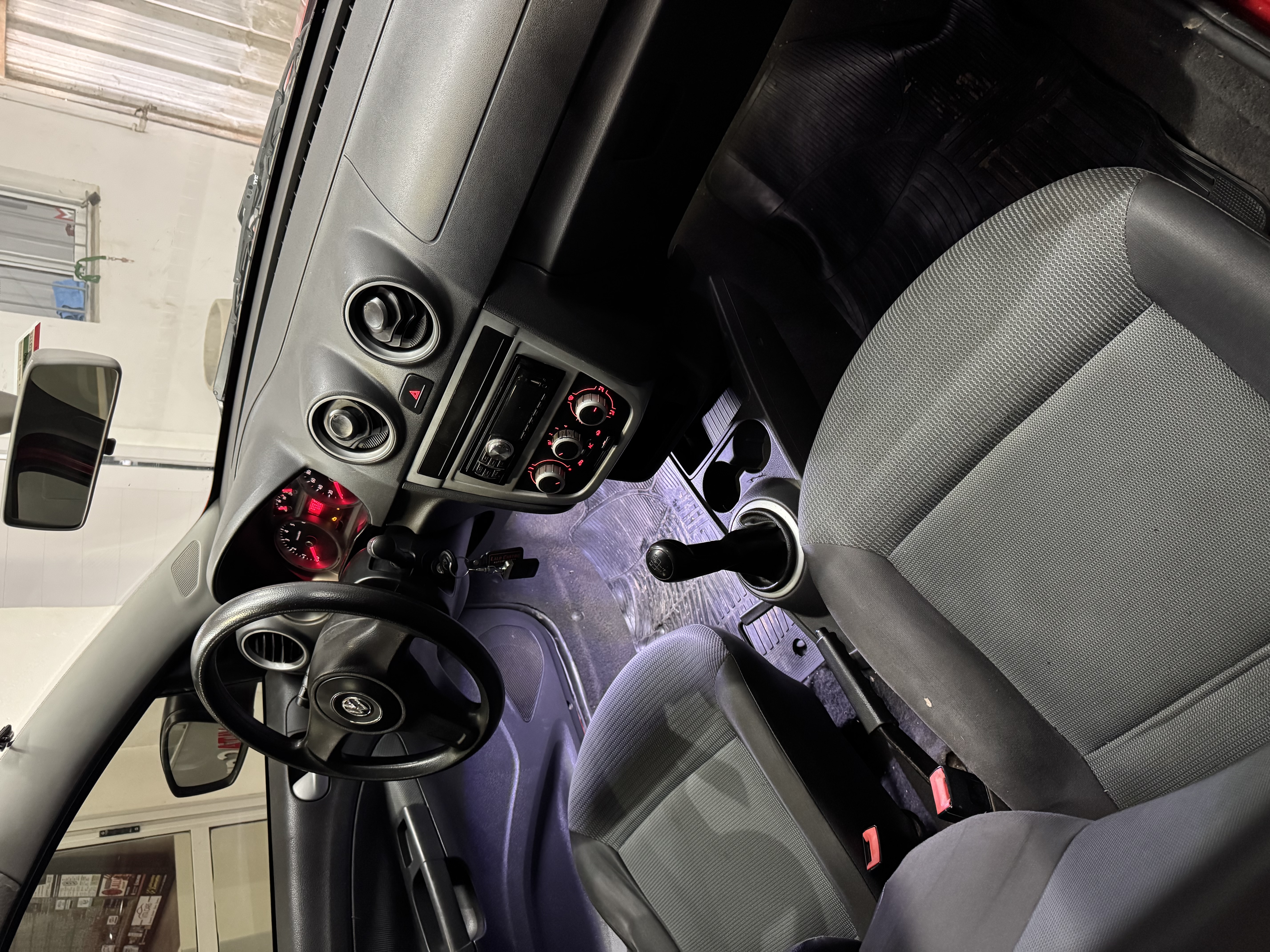 Volkswagen Gol Trend — foto 9