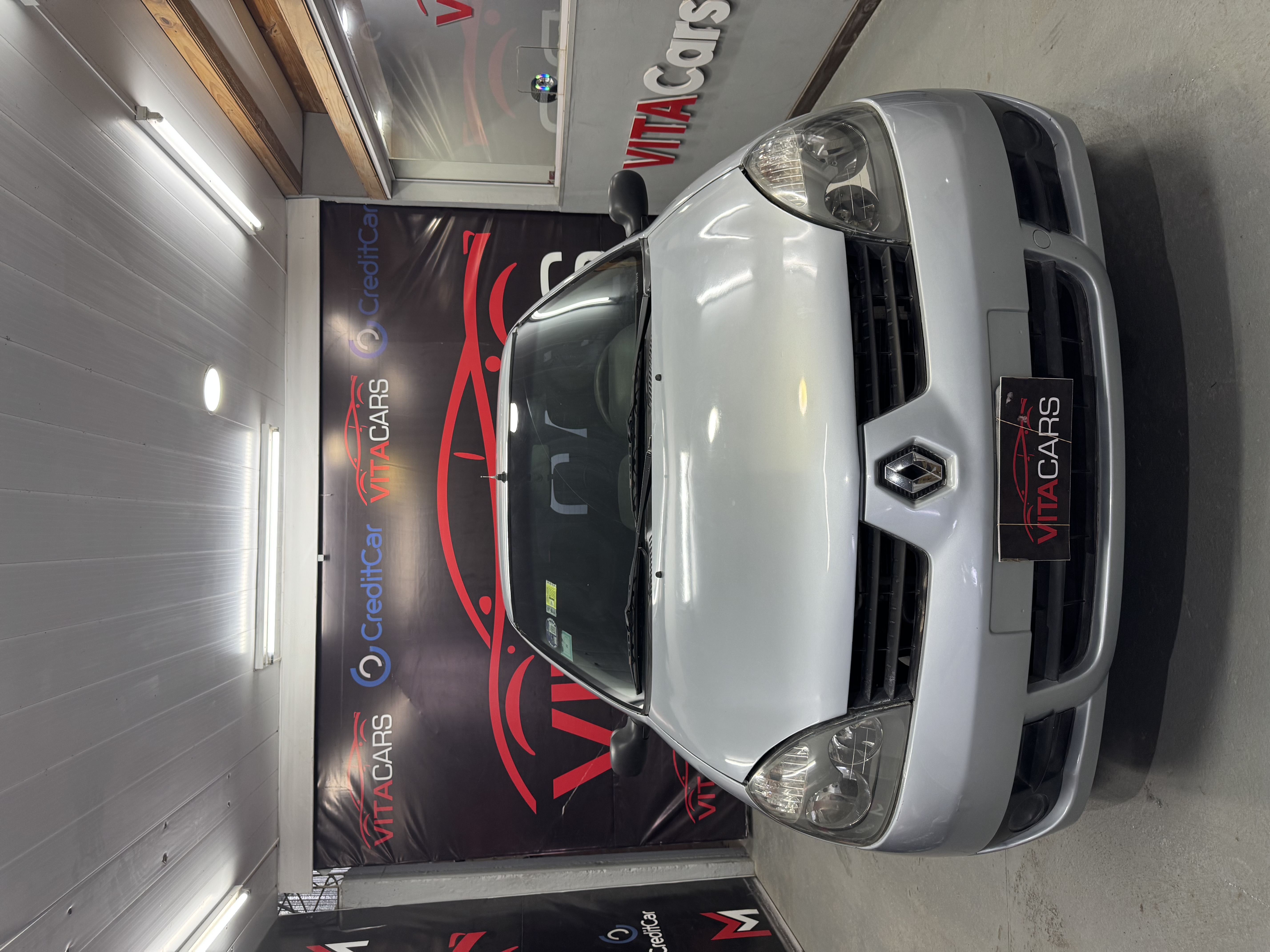 Renault Clio — foto 2