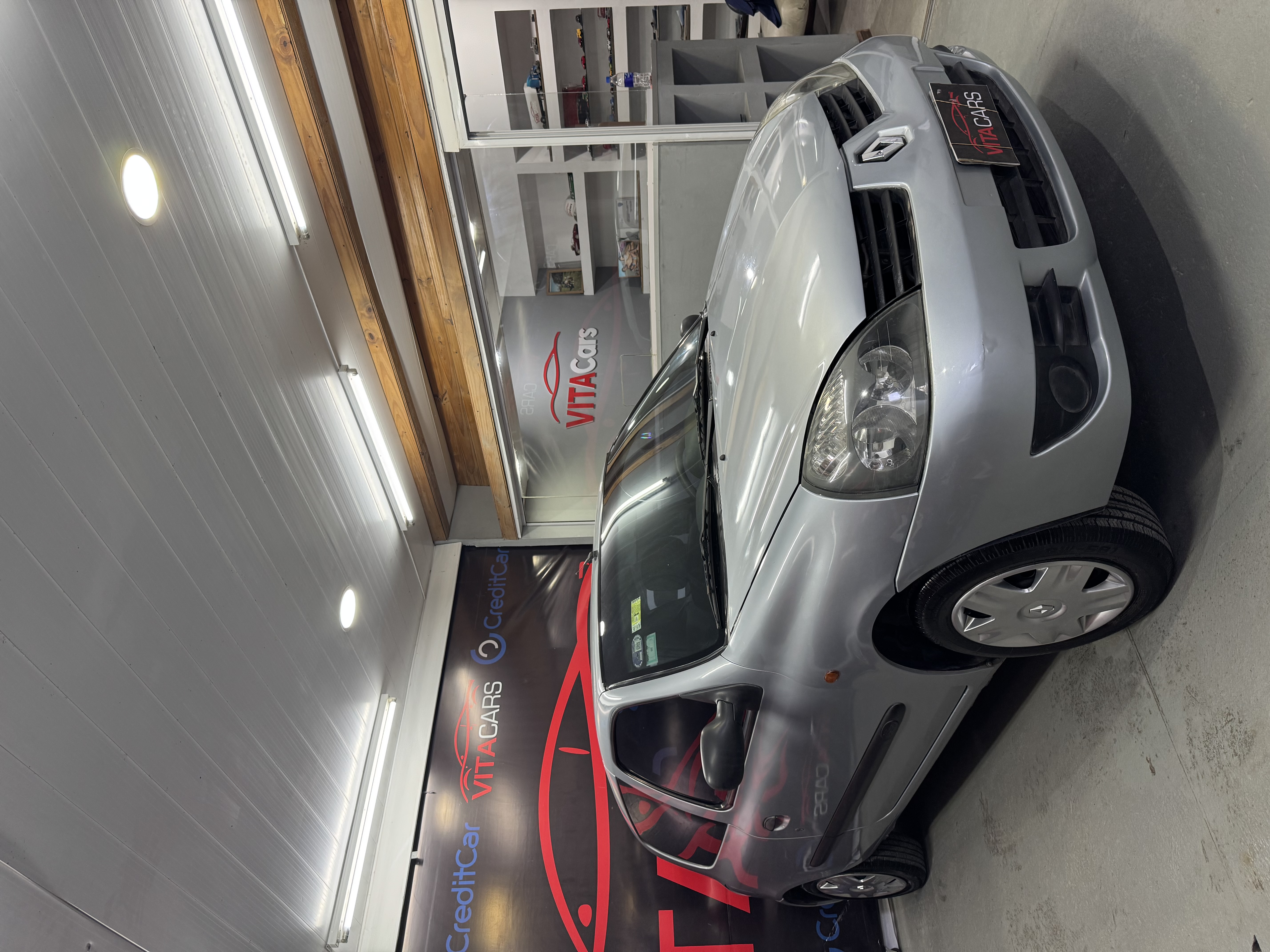 Renault Clio — foto 3