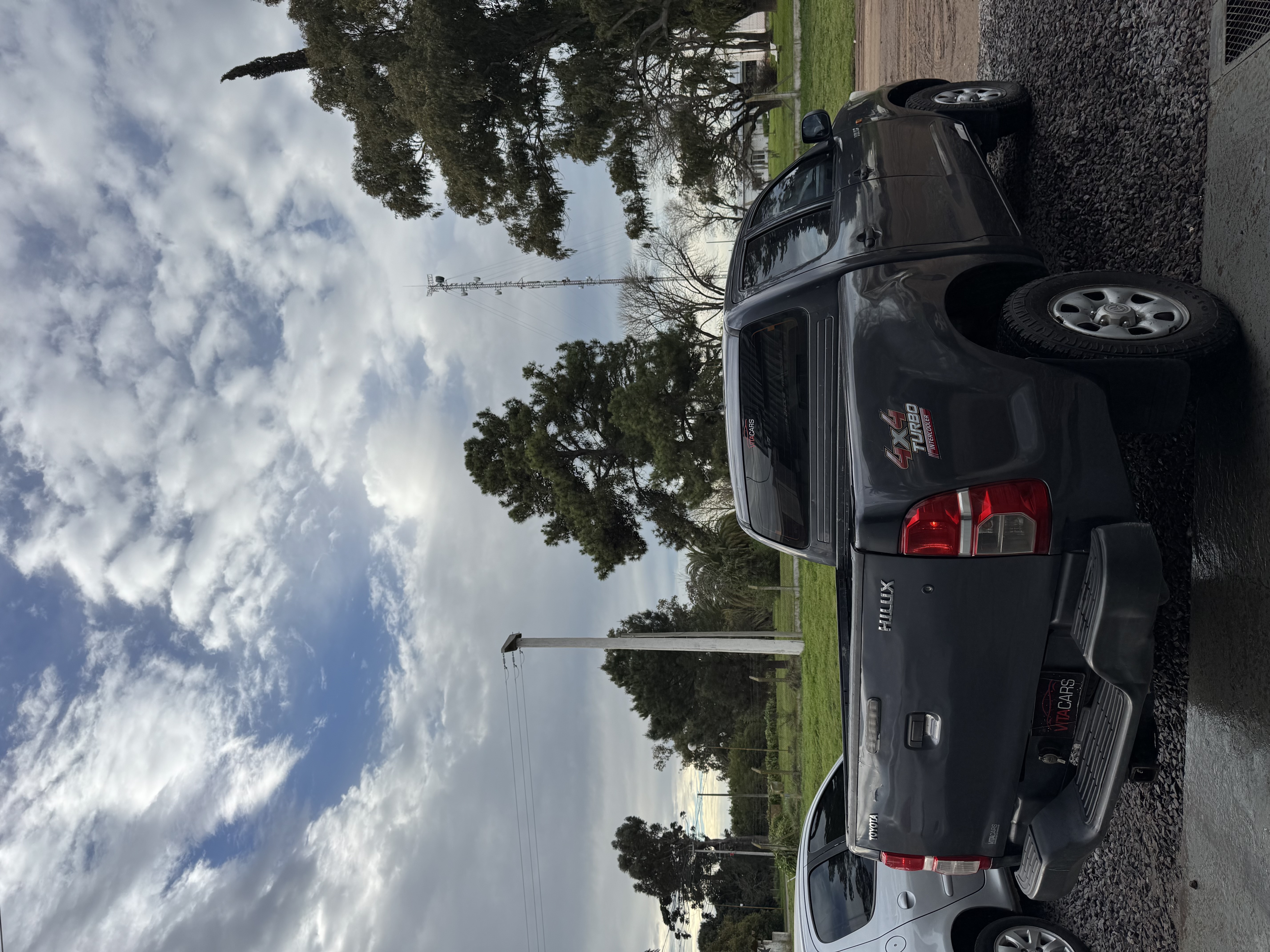 Toyota Hilux DX — foto 4