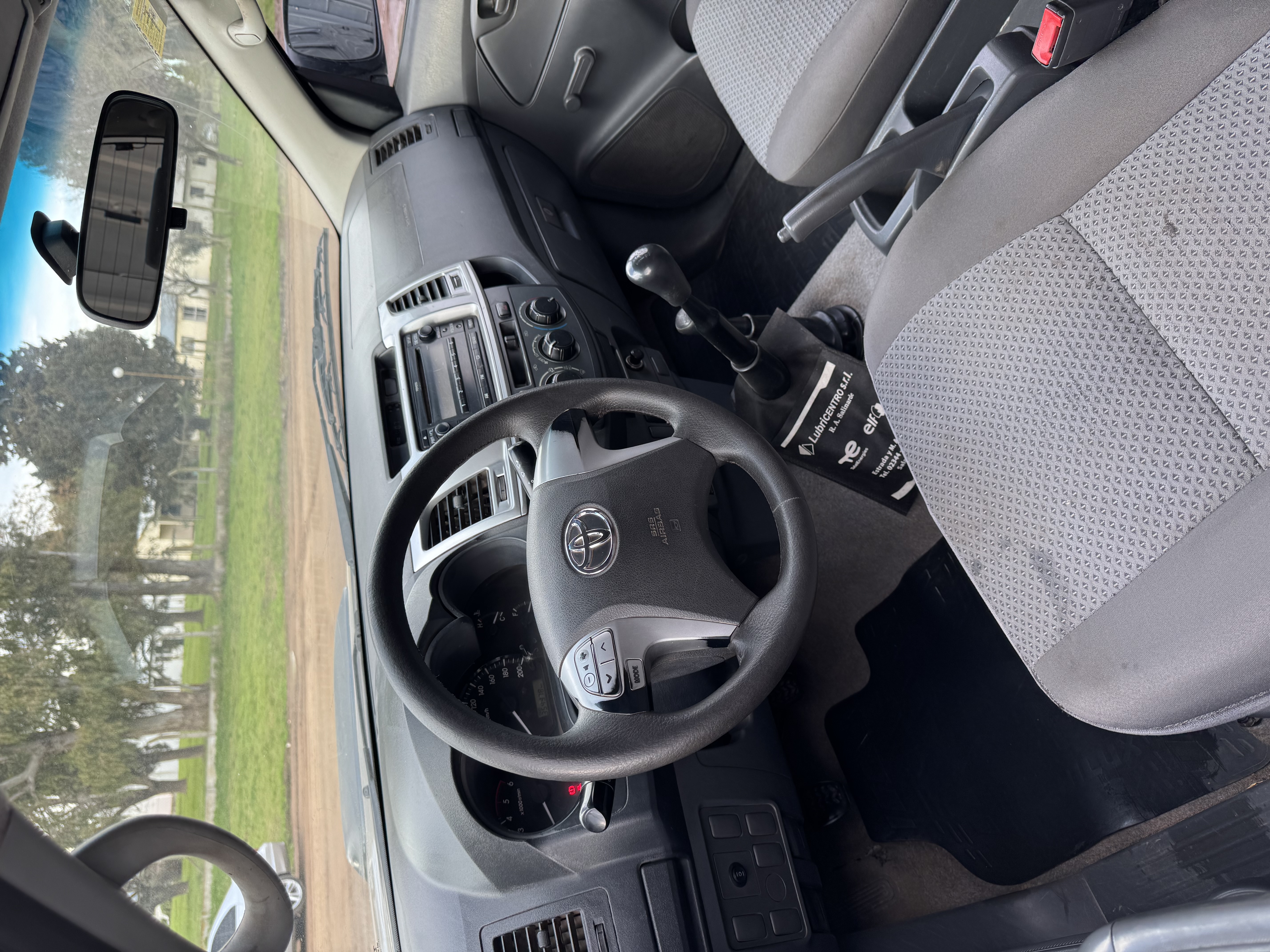 Toyota Hilux DX — foto 7